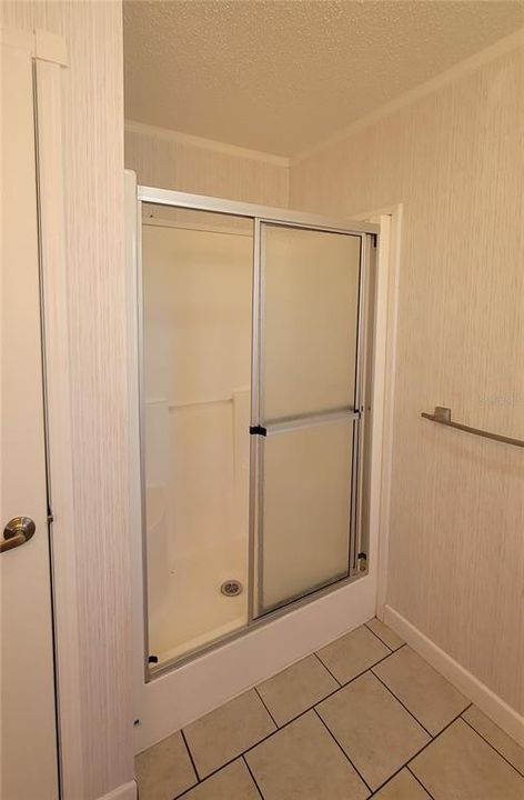 Activo con contrato: $112,500 (2 camas, 2 baños, 1040 Pies cuadrados)