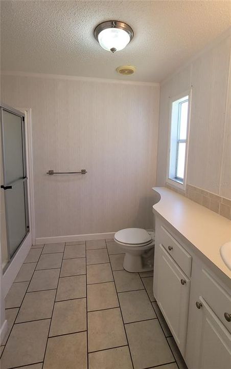 Activo con contrato: $112,500 (2 camas, 2 baños, 1040 Pies cuadrados)