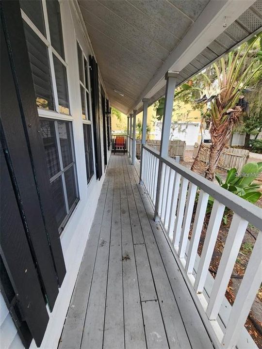 待售: $600,000 (2 贝兹, 0 浴室, 1127 平方英尺)