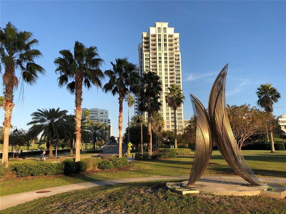 For Rent: $5,000 (4 beds, 2 baths, 1383 Square Feet)