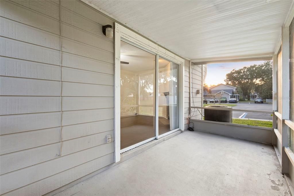 На продажу: $279,000 (3 спален, 2 ванн, 1320 Квадратных фут)