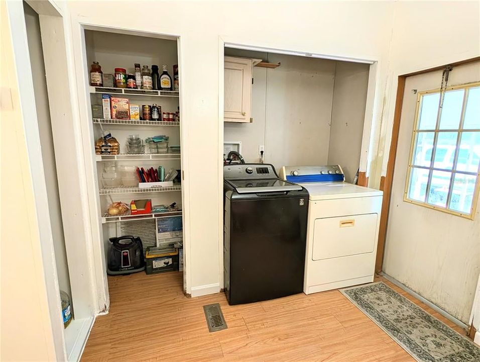 待售: $212,900 (3 贝兹, 2 浴室, 1620 平方英尺)