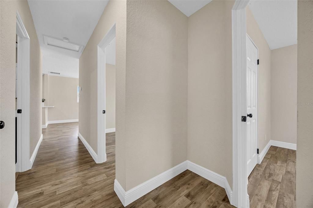 На продажу: $229,500 (3 спален, 1 ванн, 1183 Квадратных фут)