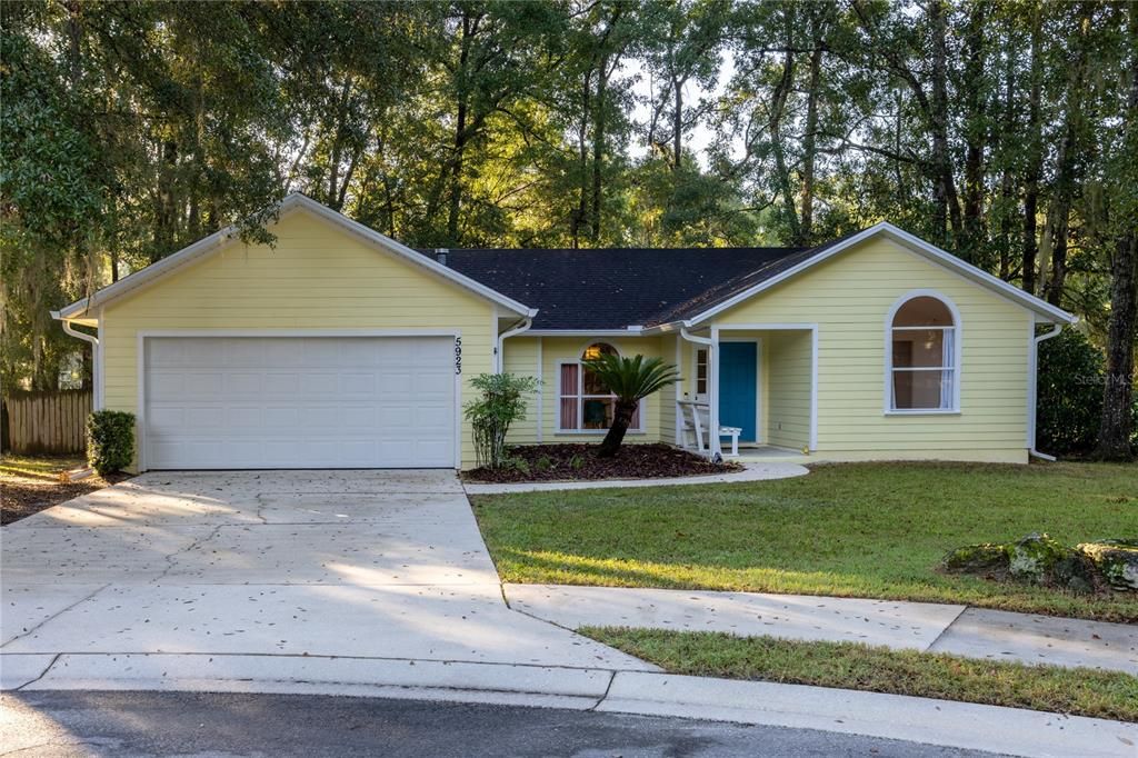 Active With Contract: $330,000 (4 beds, 2 baths, 1556 Square Feet)