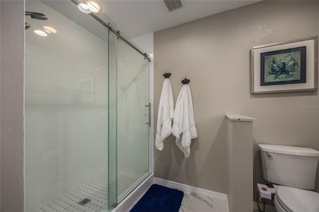 Active With Contract: $330,000 (4 beds, 2 baths, 1556 Square Feet)