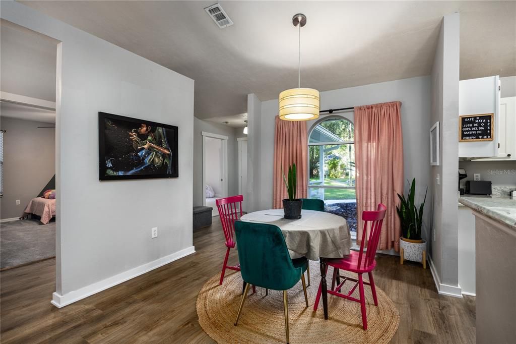 Active With Contract: $330,000 (4 beds, 2 baths, 1556 Square Feet)