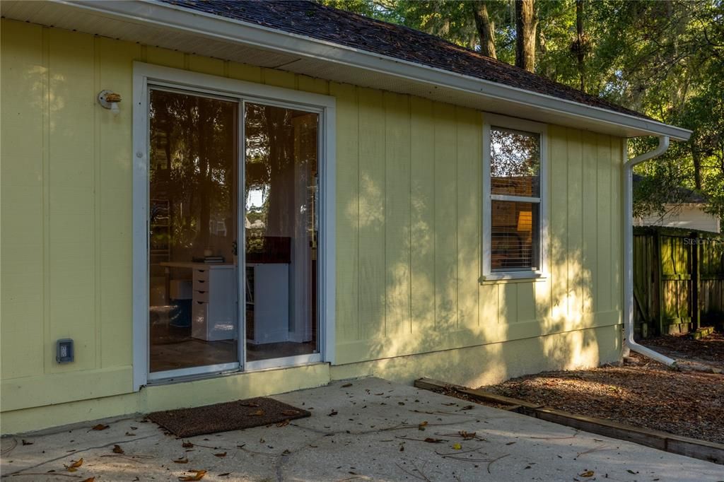 Active With Contract: $330,000 (4 beds, 2 baths, 1556 Square Feet)