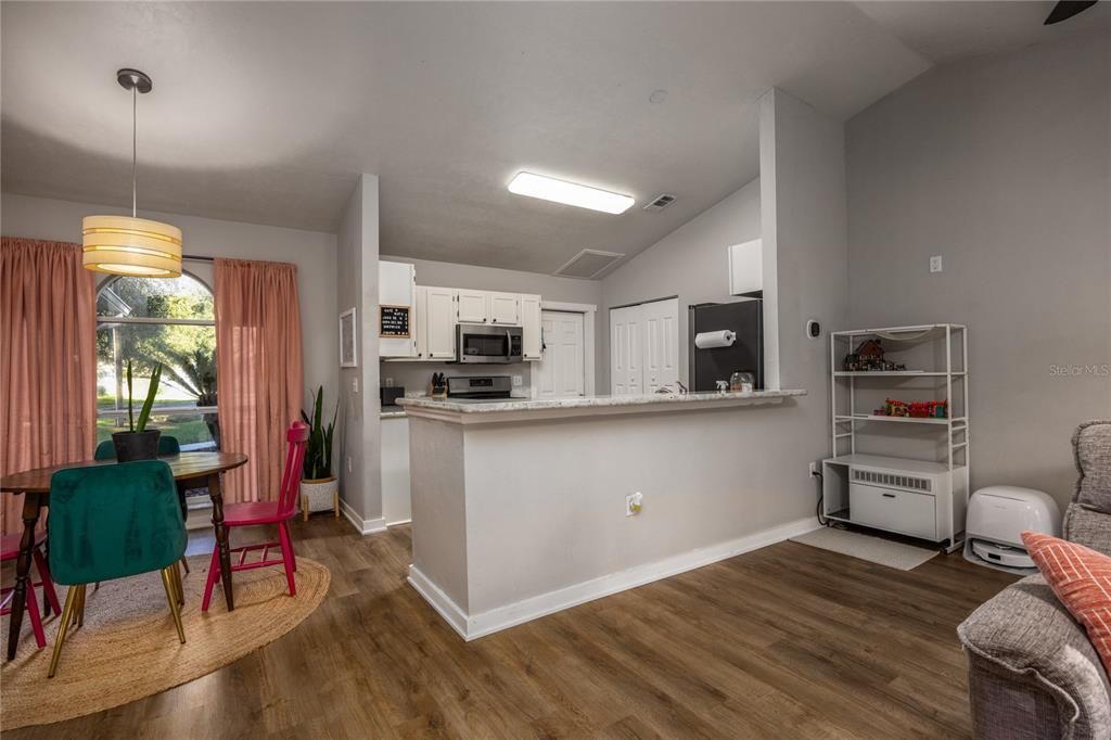 Active With Contract: $330,000 (4 beds, 2 baths, 1556 Square Feet)