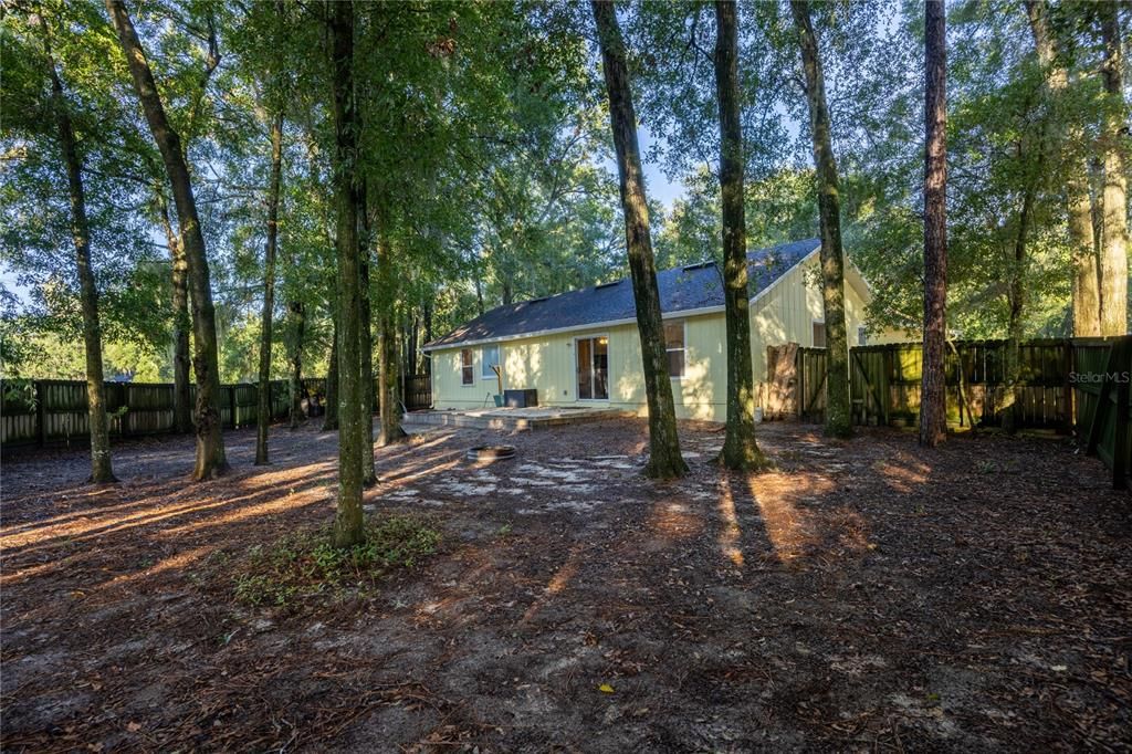 Active With Contract: $330,000 (4 beds, 2 baths, 1556 Square Feet)