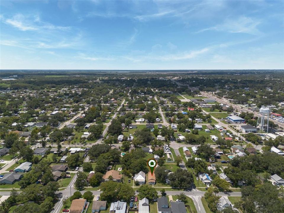 For Sale: $230,000 (2 beds, 1 baths, 1005 Square Feet)