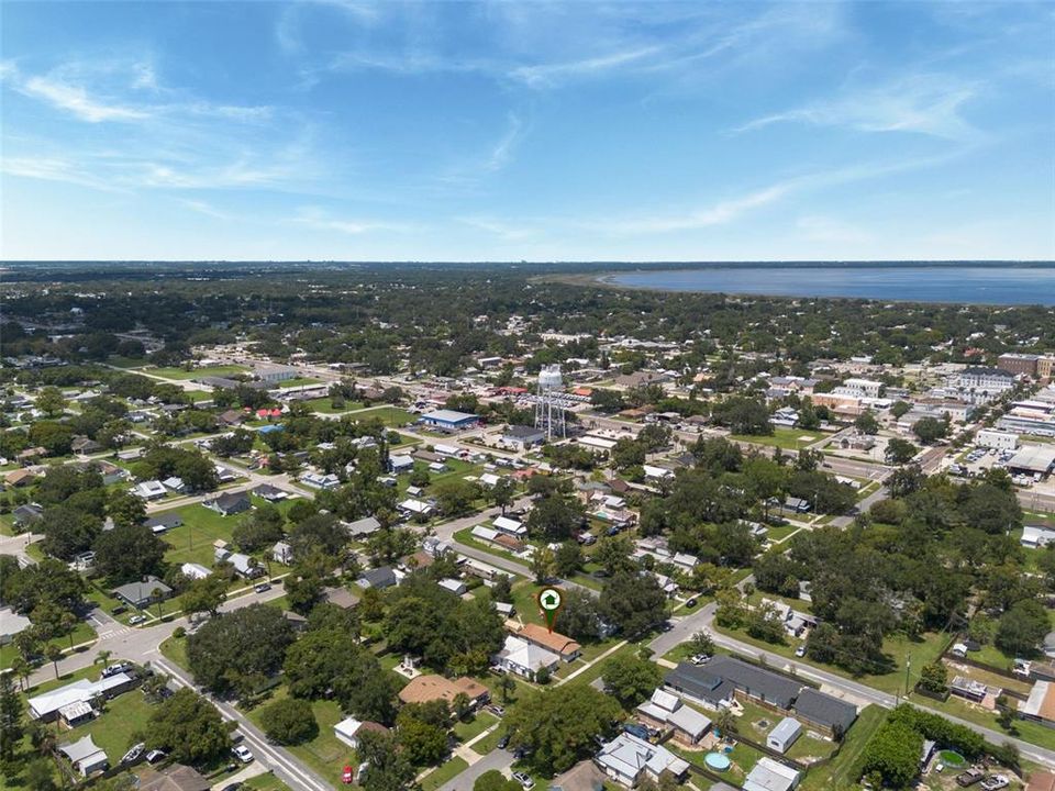 For Sale: $230,000 (2 beds, 1 baths, 1005 Square Feet)