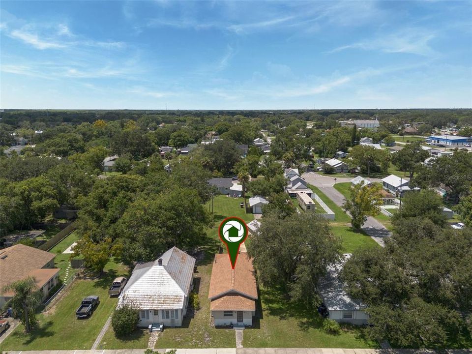 For Sale: $230,000 (2 beds, 1 baths, 1005 Square Feet)