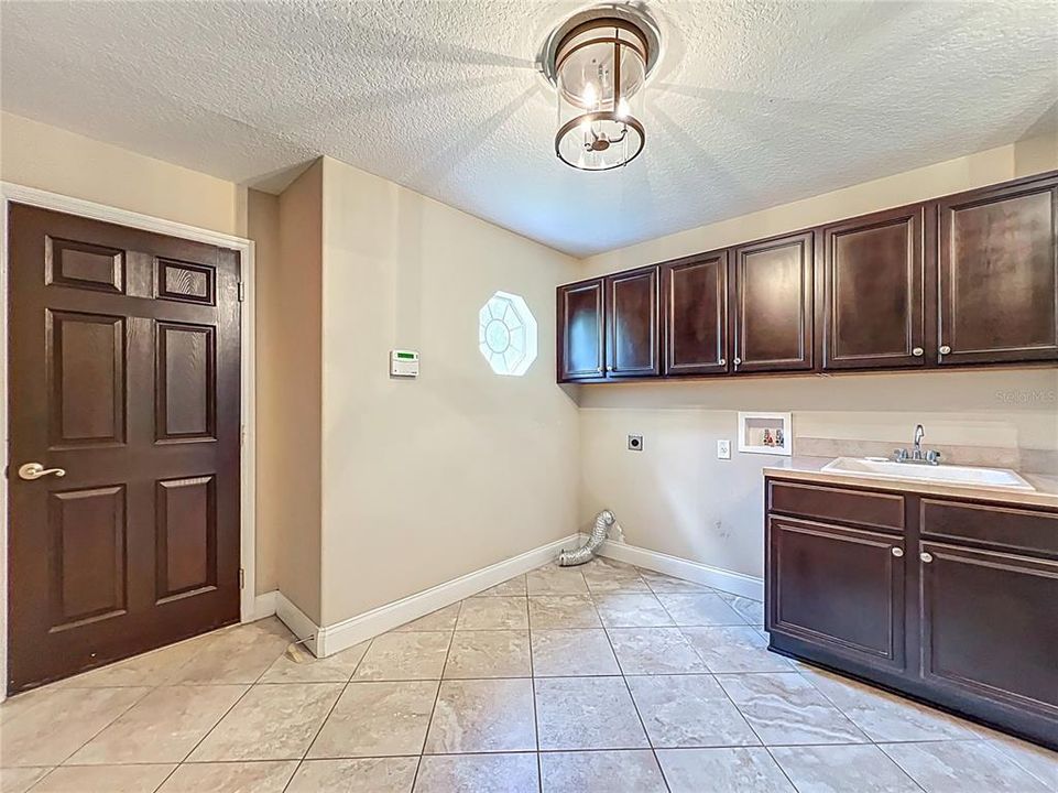 待售: $830,000 (3 贝兹, 3 浴室, 3253 平方英尺)