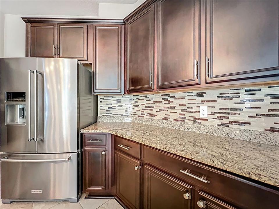 待售: $830,000 (3 贝兹, 3 浴室, 3253 平方英尺)