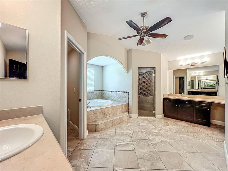 待售: $830,000 (3 贝兹, 3 浴室, 3253 平方英尺)