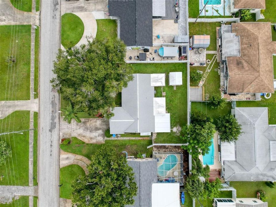 На продажу: $392,000 (2 спален, 2 ванн, 1207 Квадратных фут)