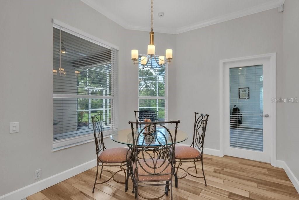 En Venta: $619,900 (3 camas, 2 baños, 2186 Pies cuadrados)