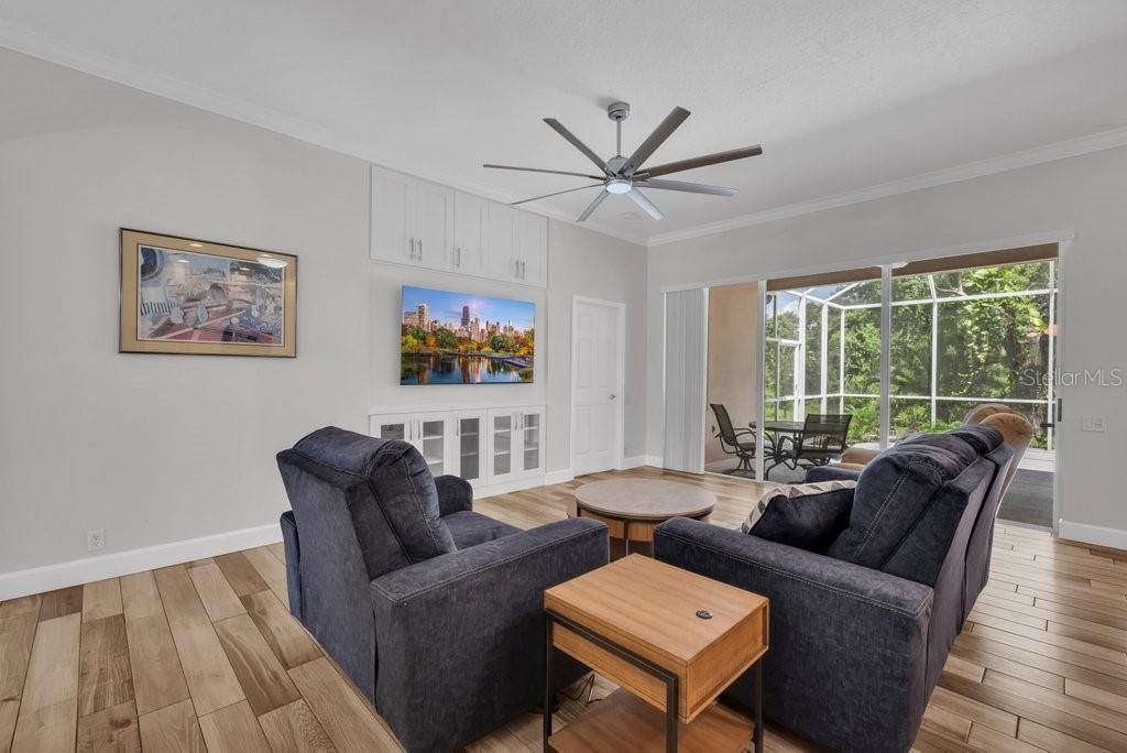 En Venta: $619,900 (3 camas, 2 baños, 2186 Pies cuadrados)