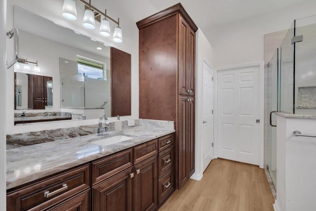 En Venta: $619,900 (3 camas, 2 baños, 2186 Pies cuadrados)