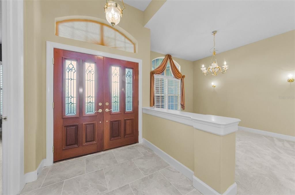 合同活跃: $1,099,999 (5 贝兹, 3 浴室, 4395 平方英尺)