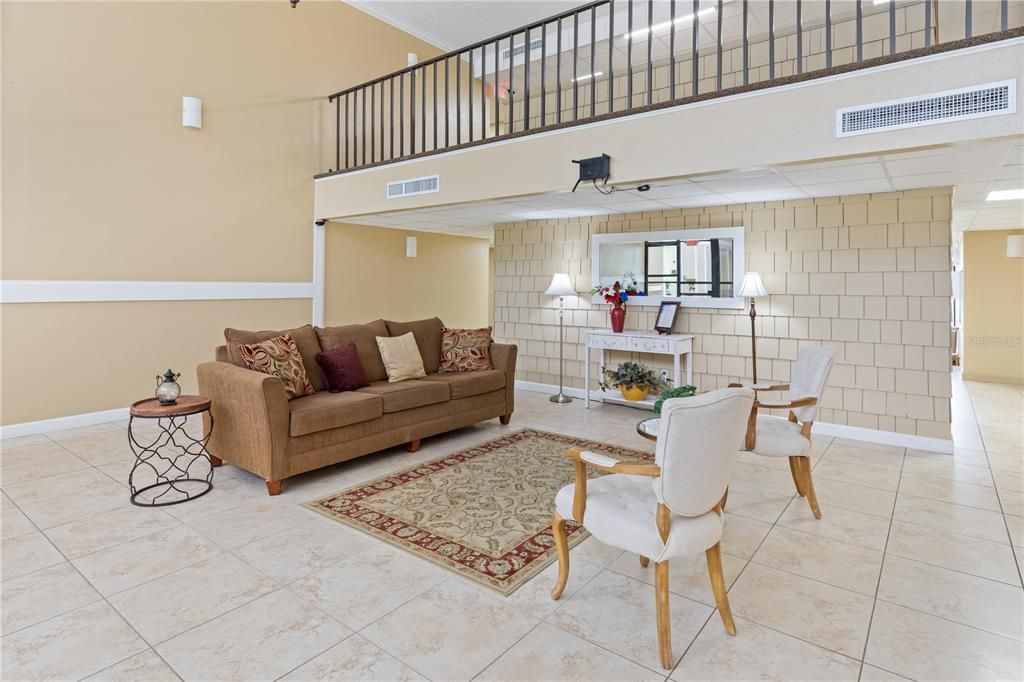 Activo con contrato: $85,000 (2 camas, 2 baños, 919 Pies cuadrados)