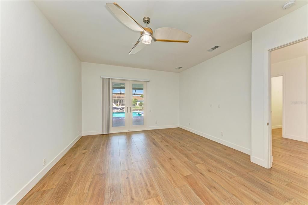 Active With Contract: $949,000 (4 beds, 3 baths, 2242 Square Feet)