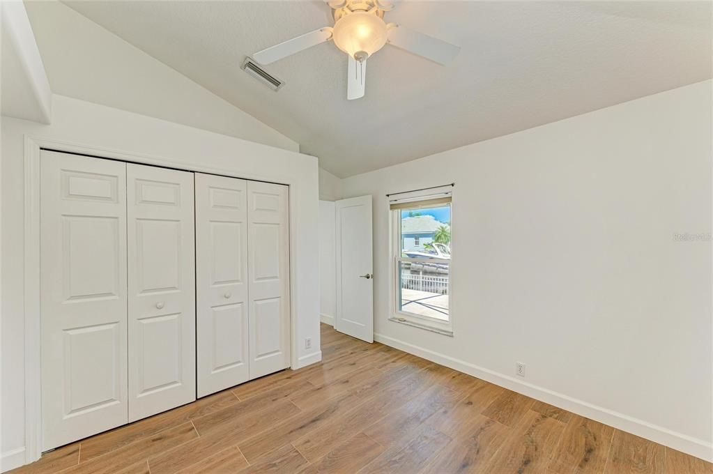 Active With Contract: $949,000 (4 beds, 3 baths, 2242 Square Feet)