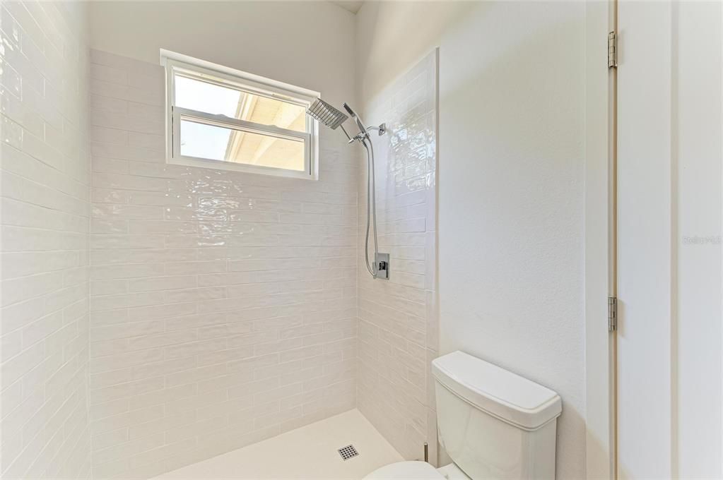 Active With Contract: $949,000 (4 beds, 3 baths, 2242 Square Feet)