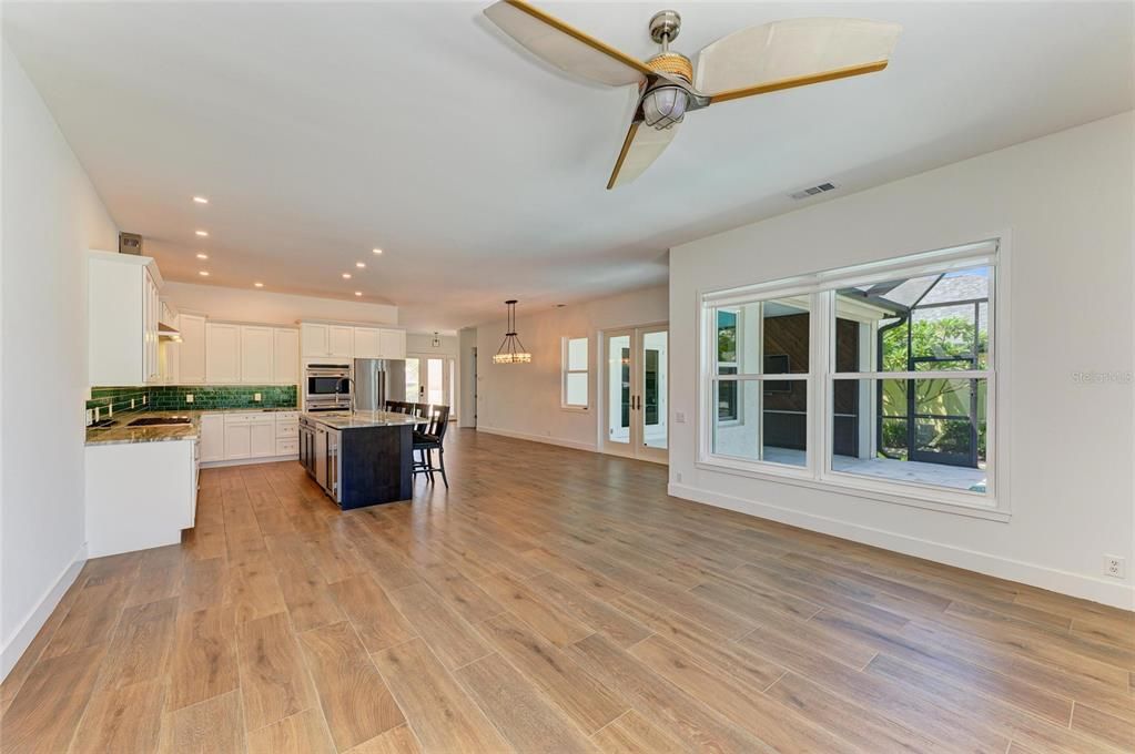 Active With Contract: $949,000 (4 beds, 3 baths, 2242 Square Feet)