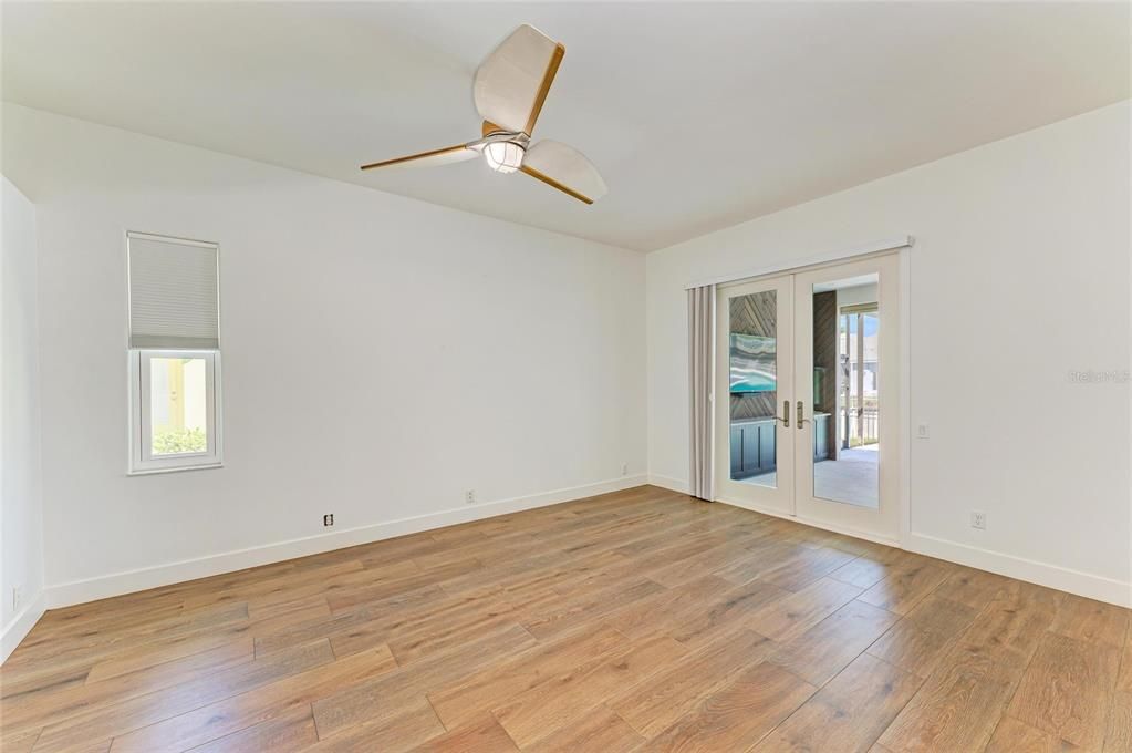 Active With Contract: $949,000 (4 beds, 3 baths, 2242 Square Feet)