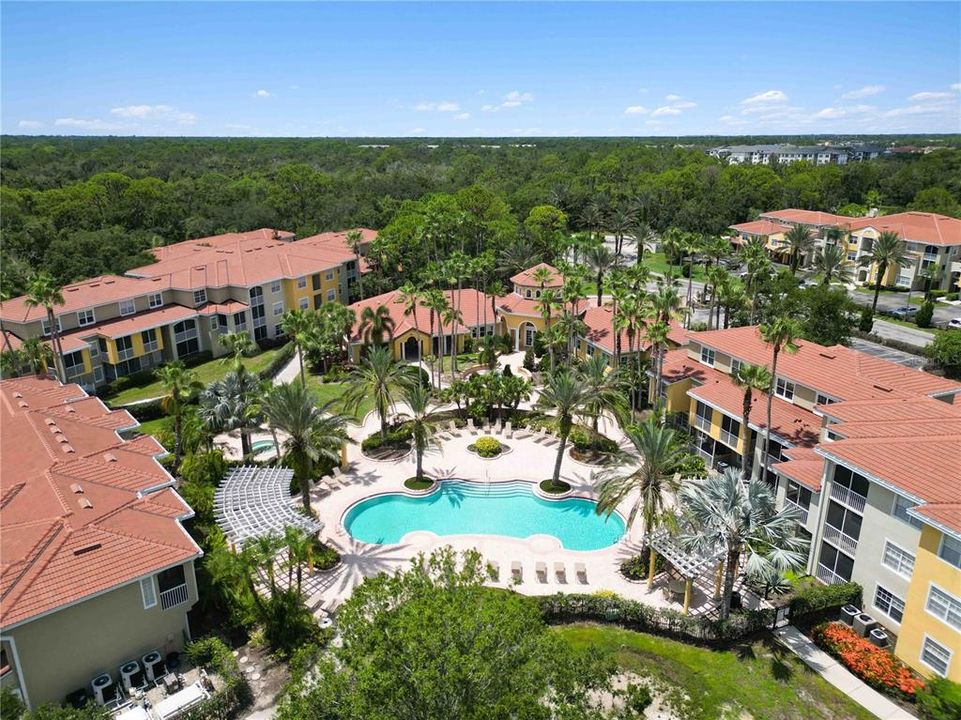 合同活跃: $209,000 (2 贝兹, 2 浴室, 1192 平方英尺)