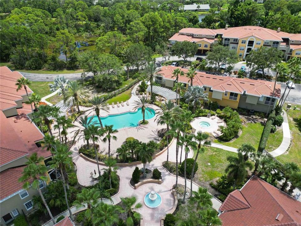 合同活跃: $209,000 (2 贝兹, 2 浴室, 1192 平方英尺)