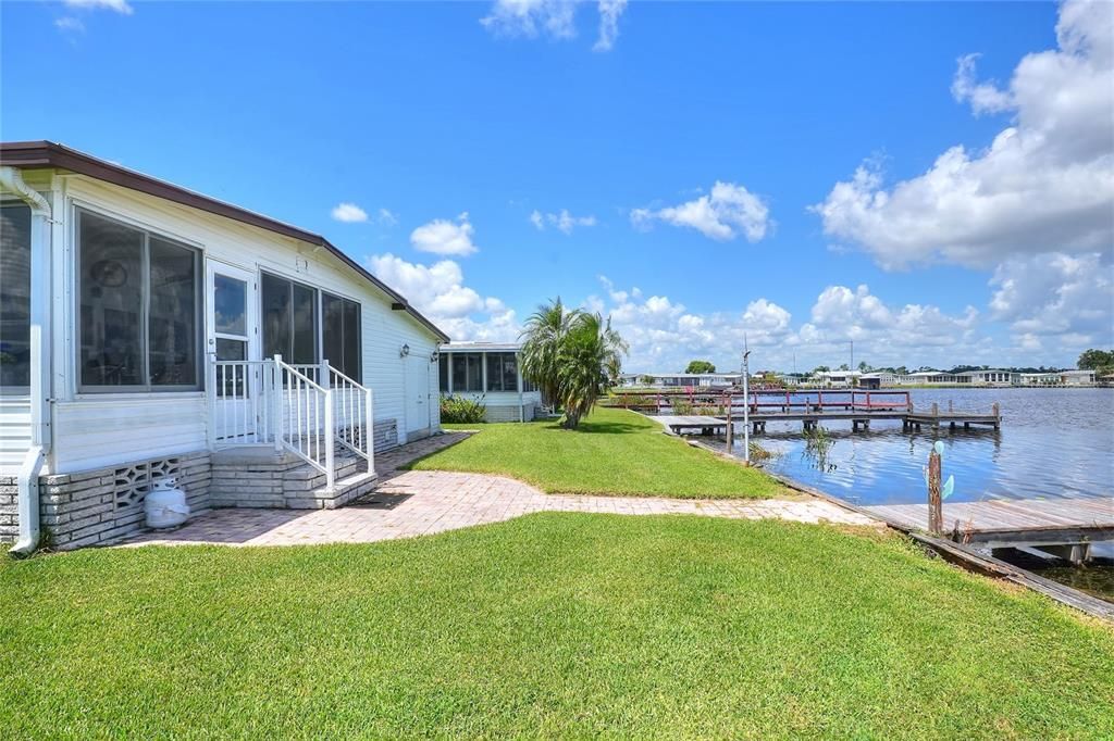 待售: $169,900 (2 贝兹, 2 浴室, 1322 平方英尺)