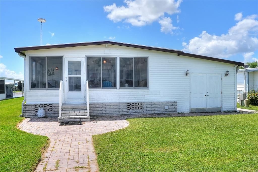 待售: $169,900 (2 贝兹, 2 浴室, 1322 平方英尺)