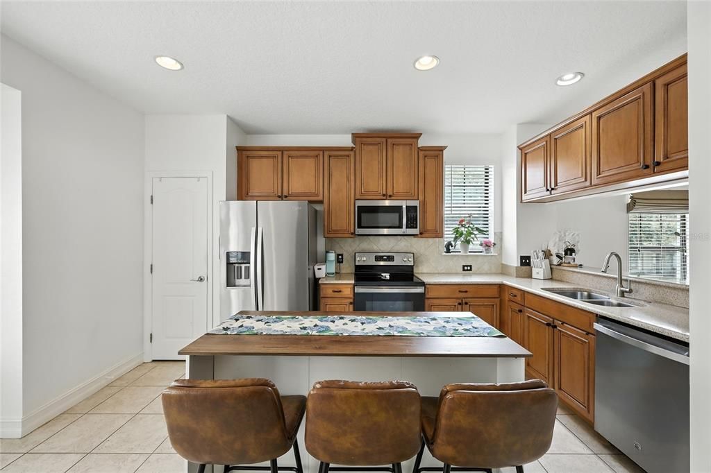 For Sale: $423,999 (4 beds, 3 baths, 2132 Square Feet)