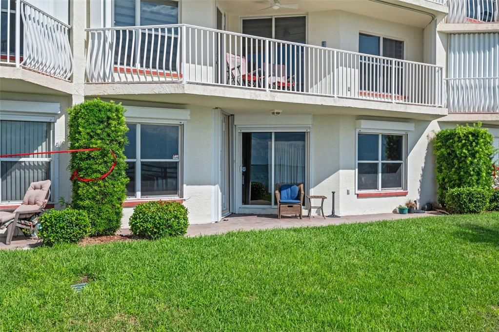 Activo con contrato: $429,000 (3 camas, 2 baños, 2050 Pies cuadrados)