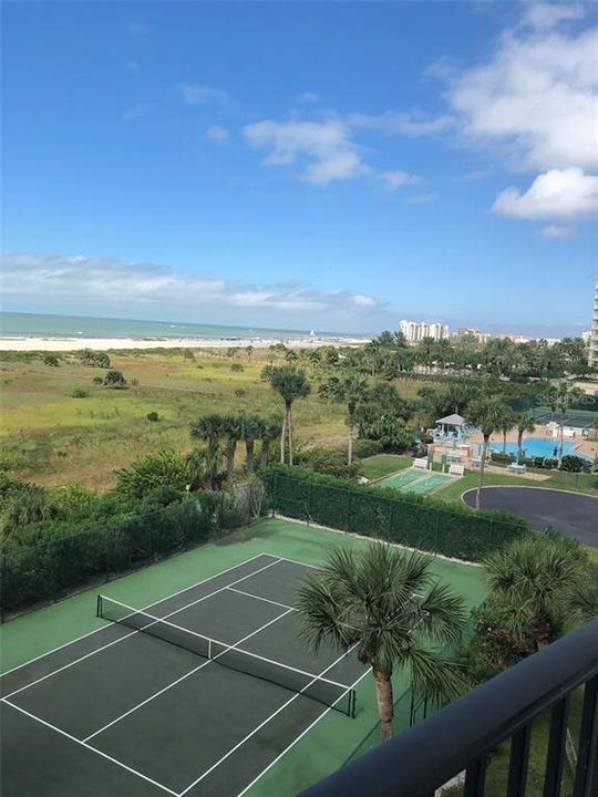 出租: $2,500 (0 贝兹, 1 浴室, 640 平方英尺)