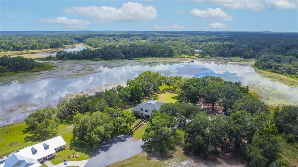 For Sale: $925,000 (7 beds, 4 baths, 5609 Square Feet)