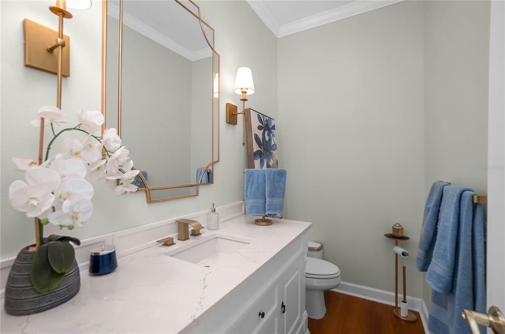 For Sale: $925,000 (7 beds, 4 baths, 5609 Square Feet)