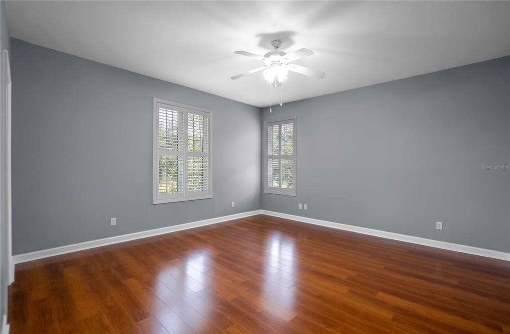 For Sale: $925,000 (7 beds, 4 baths, 5609 Square Feet)