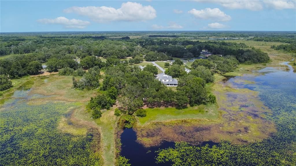 For Sale: $925,000 (7 beds, 4 baths, 5609 Square Feet)