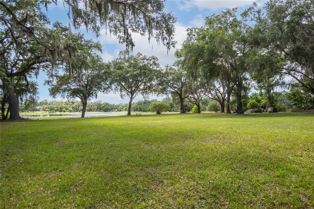 For Sale: $925,000 (7 beds, 4 baths, 5609 Square Feet)