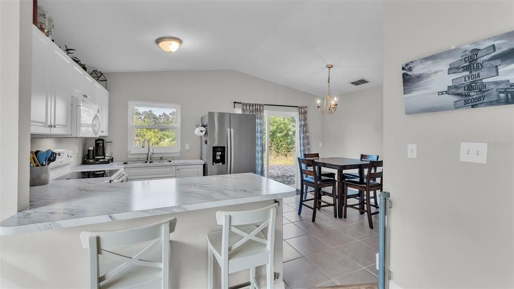 Active With Contract: $279,900 (3 beds, 2 baths, 1197 Square Feet)