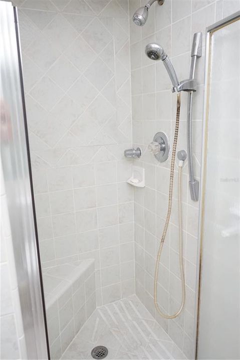 Activo con contrato: $1,500 (2 camas, 2 baños, 960 Pies cuadrados)