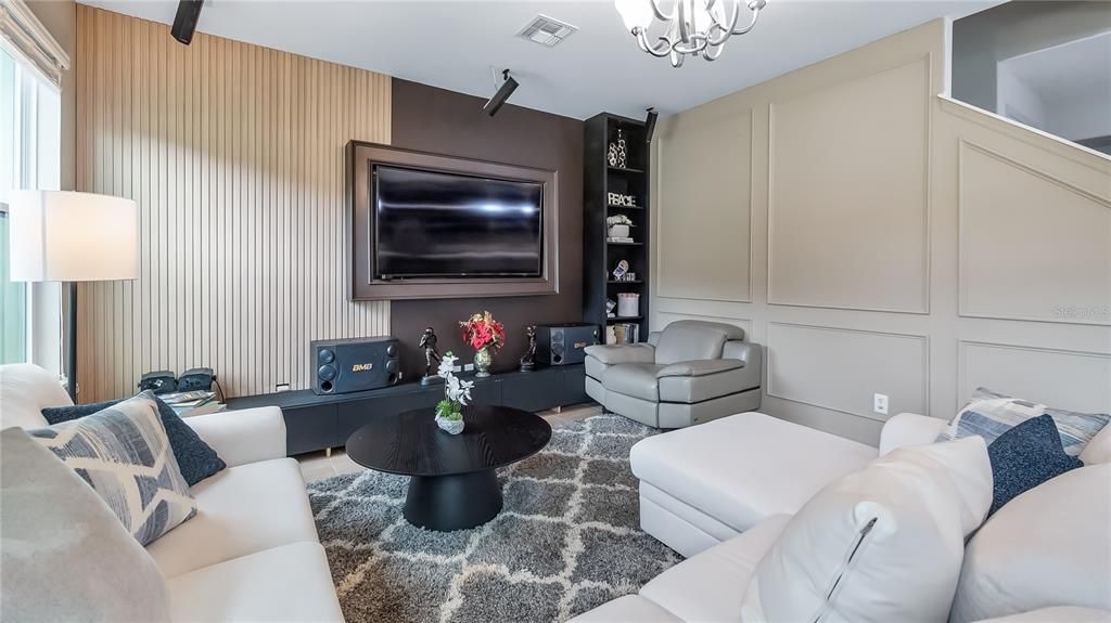 Active With Contract: $559,990 (3 beds, 2 baths, 2440 Square Feet)