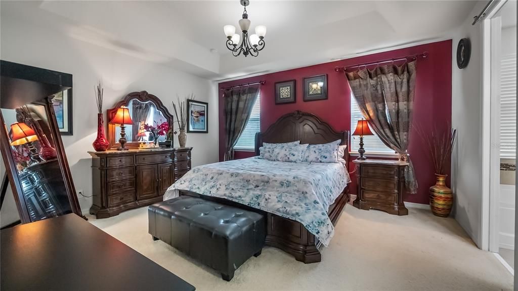 Active With Contract: $559,990 (3 beds, 2 baths, 2440 Square Feet)