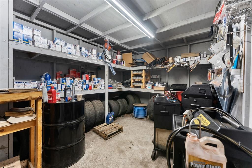 For Sale: $1,300,000 (0 beds, 0 baths, 8373 Square Feet)