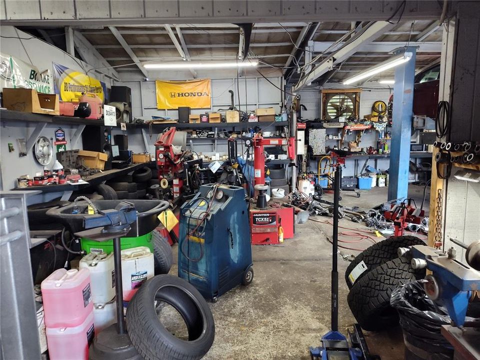 For Sale: $1,300,000 (0 beds, 0 baths, 8373 Square Feet)