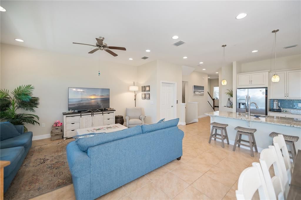 待售: $534,900 (3 贝兹, 3 浴室, 2294 平方英尺)