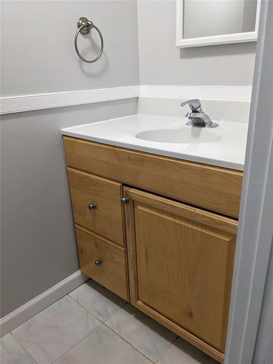 Под контрактом: $459,900 (4 спален, 2 ванн, 1901 Квадратных фут)